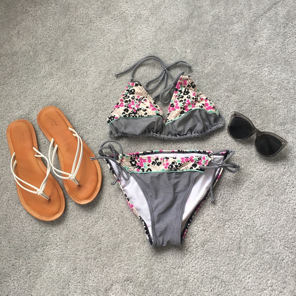 Wet Seal bathing suit 👙